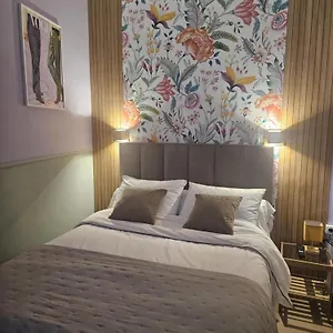 Hotel Coco Marco Nyons